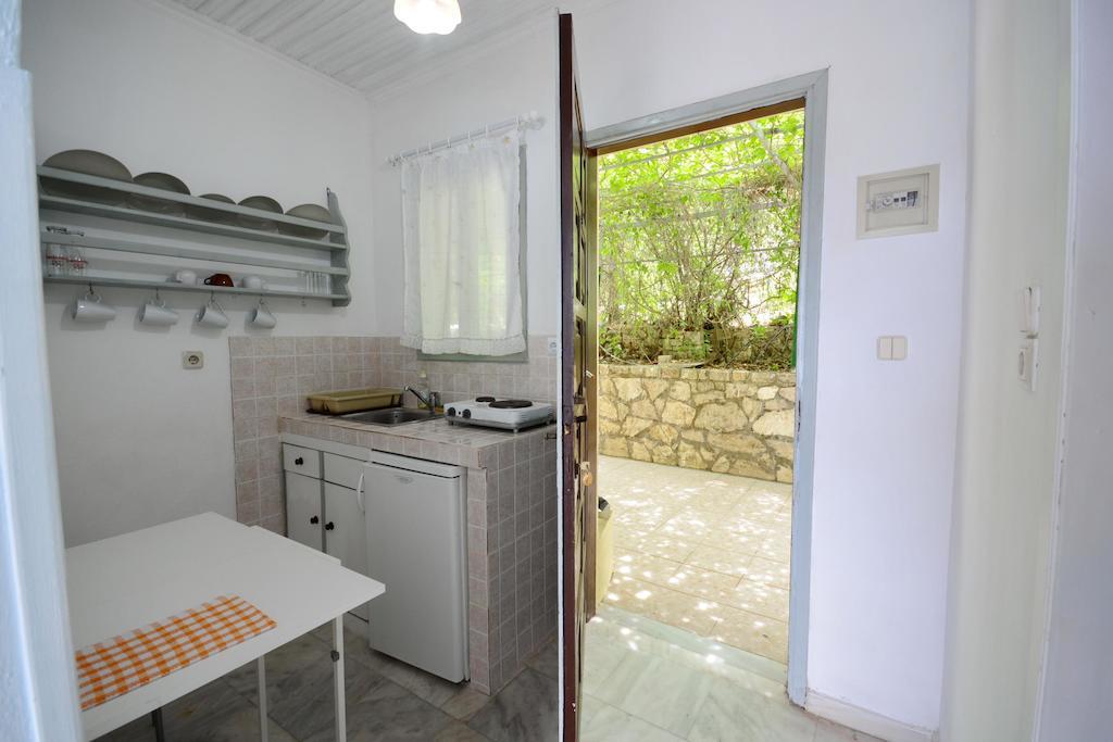 Liokorni Village Gaios Rum bild